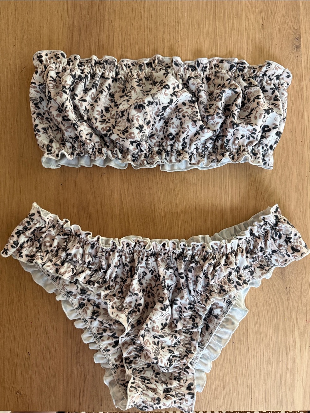 Juillet Bikini-Lee Top,Chloe Bottom- Isabel Floral